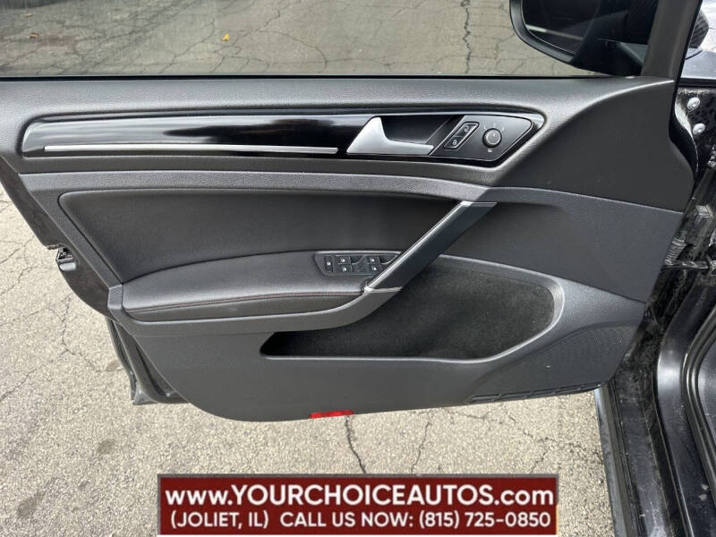 2017 Volkswagen Golf GTI Sport