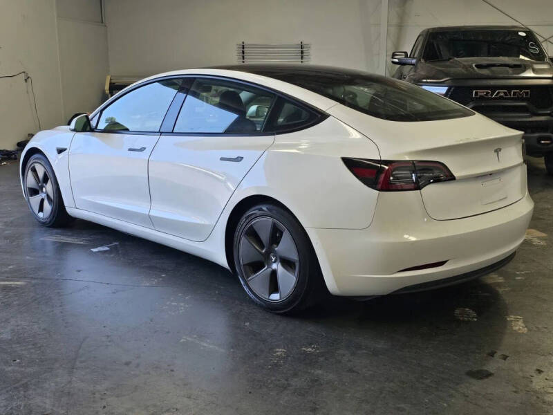 2021 Tesla Model 3 Standard Range Plus