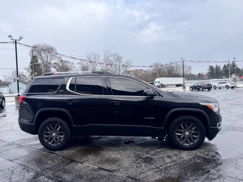 2017 GMC Acadia SLT-1