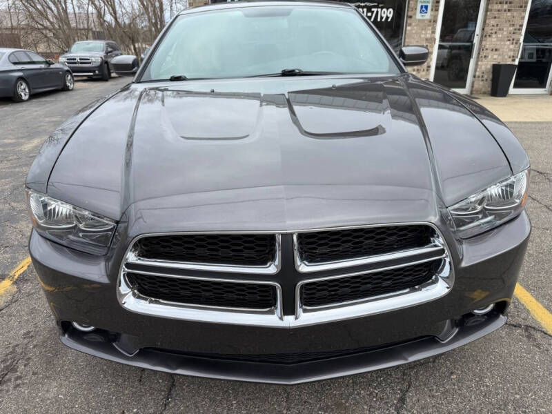 2013 Dodge Charger SXT