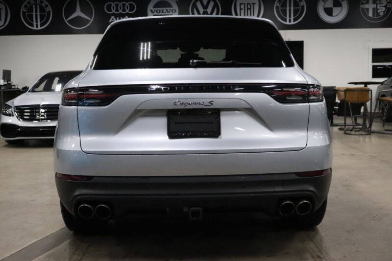 2019 Porsche Cayenne S