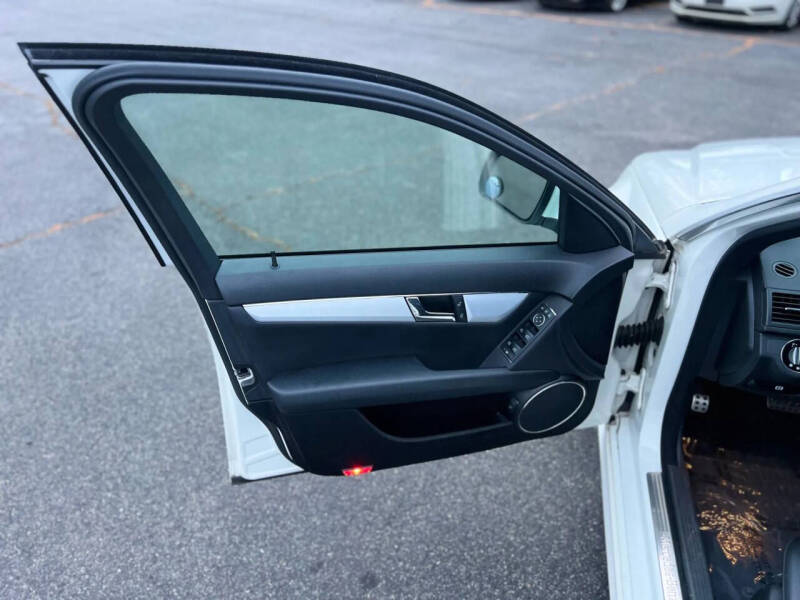 2008 Mercedes-Benz C-Class