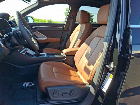 2024 Audi Q3 quattro S line Prem Plus 45 TFSI