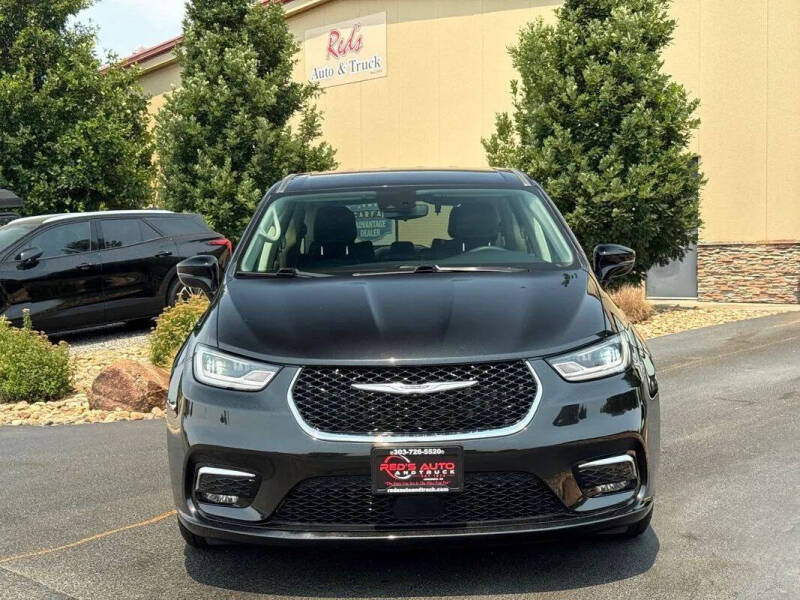 2024 Chrysler Pacifica Plug-In Hybrid Select
