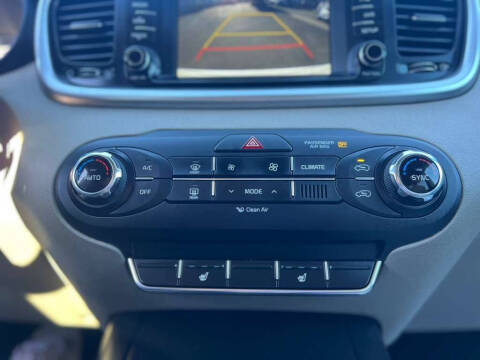 2018 Kia Sorento LX