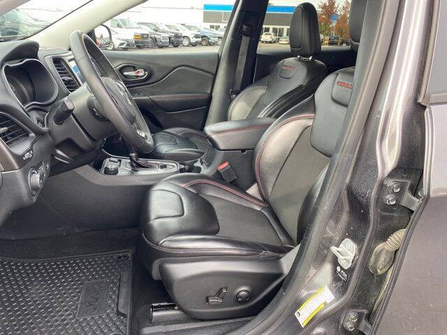 2022 Jeep Cherokee Trailhawk