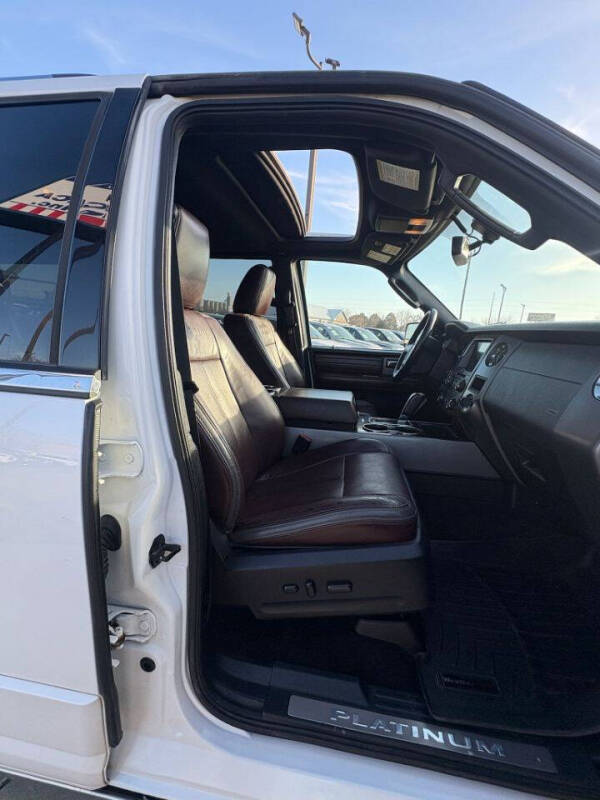 2017 Ford Expedition EL Platinum