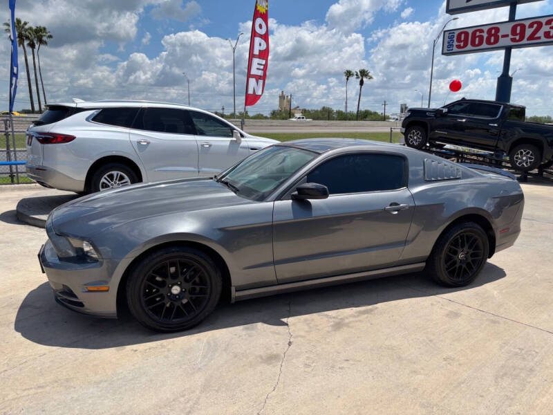 2014 Ford Mustang V6
