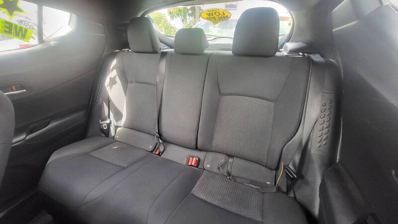 2018 Toyota C-HR XLE Premium