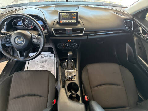 2016 Mazda MAZDA3 i Sport