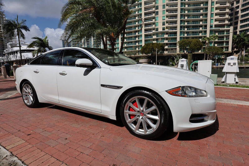 2014 Jaguar XJ