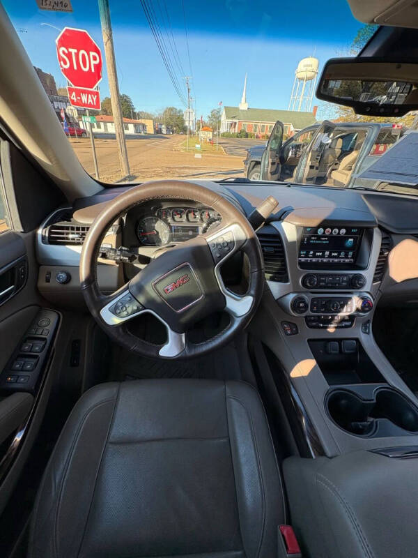 2017 GMC Yukon SLT