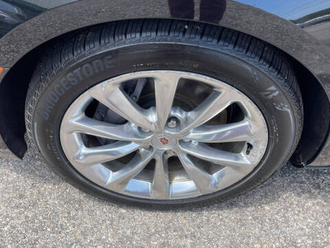 2013 Cadillac XTS Luxury Collection