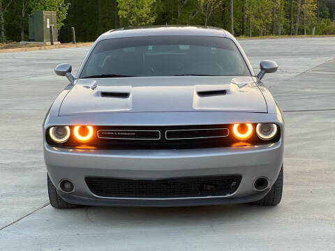 2015 Dodge Challenger SXT Plus