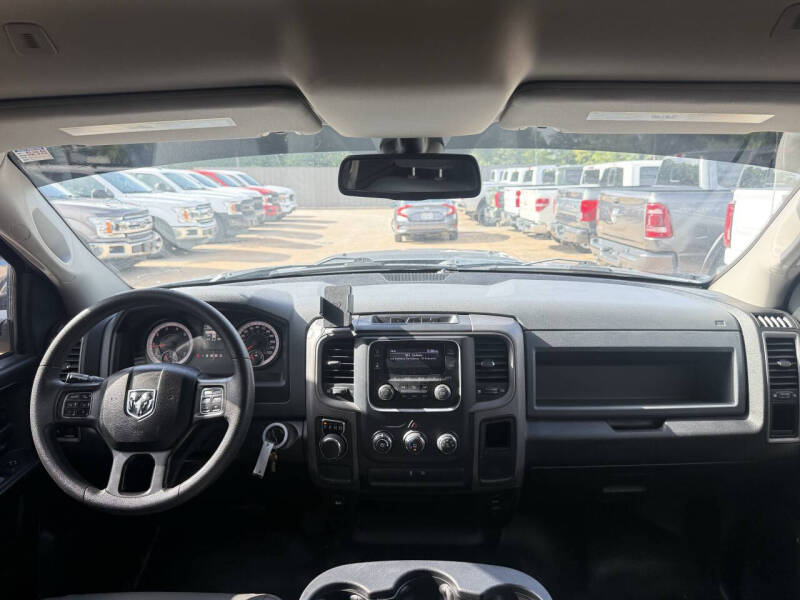 2020 RAM 1500 Classic Express