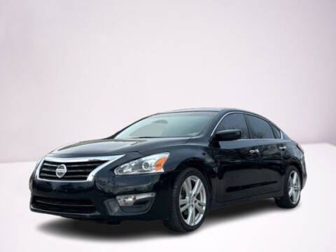 2013 Nissan Altima for sale at A MOTORS SALES AND FINANCE in San Antonio TX