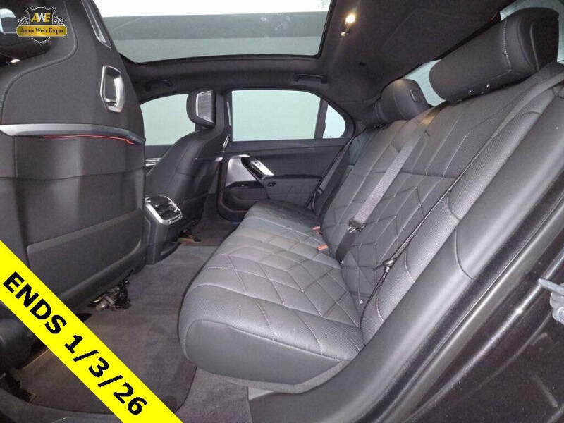 2024 BMW i7 eDrive50