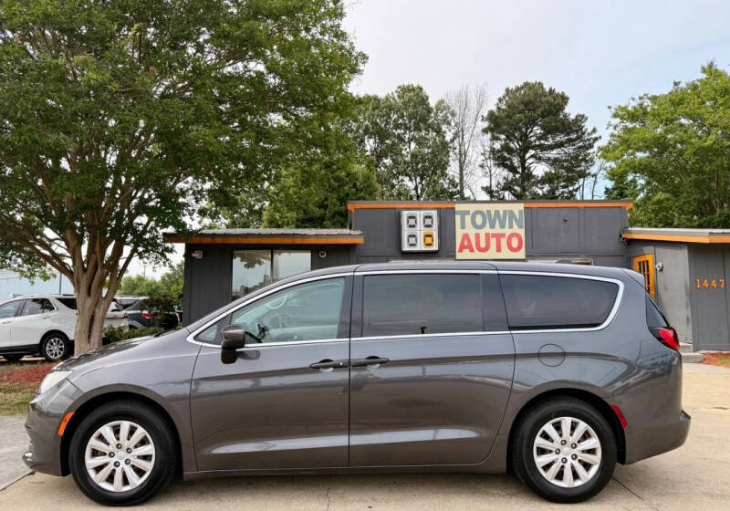 2019 Chrysler Pacifica L
