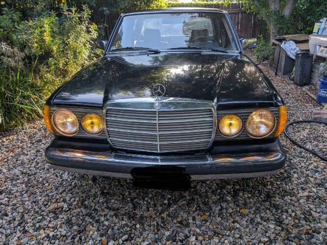 1982 Mercedes-Benz 300-Class
