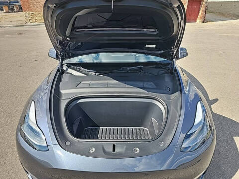 2023 Tesla Model Y Performance