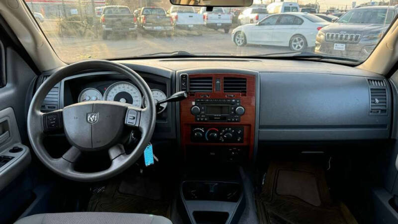 2005 Dodge Dakota SLT