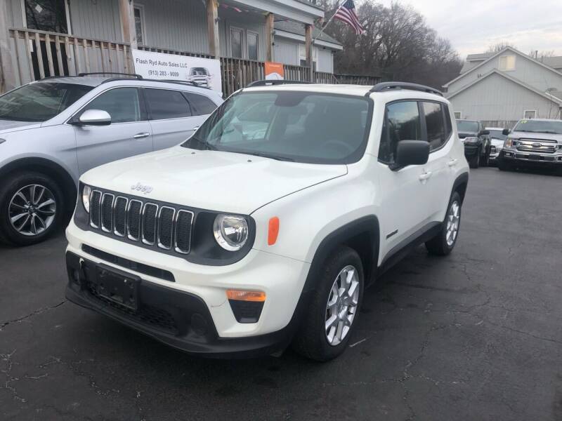 2020 Jeep Renegade for sale at Flash Ryd Auto Sales in Kansas City KS