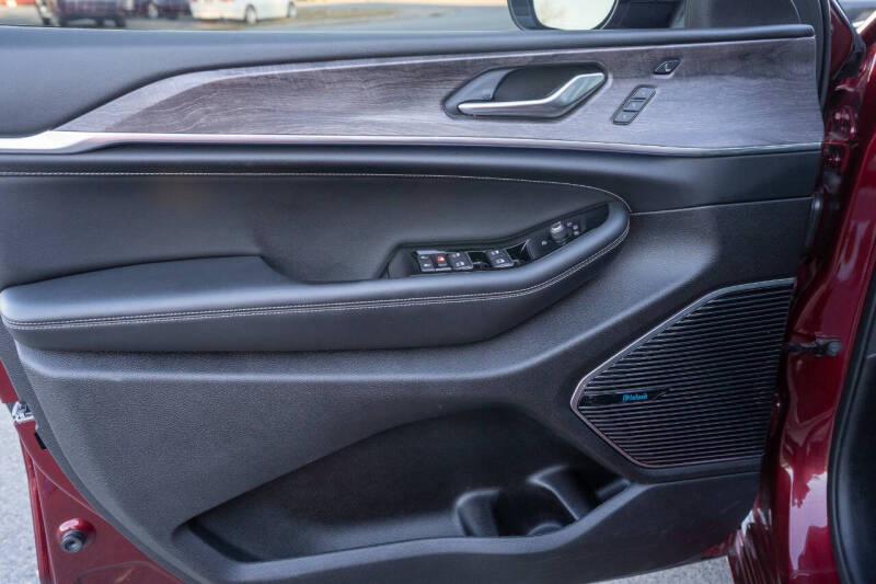 2022 Jeep Grand Cherokee Overland