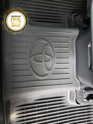 2022 Toyota Venza LE