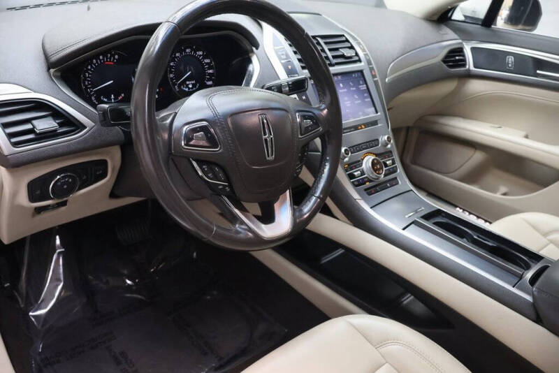 2020 Lincoln MKZ Standard