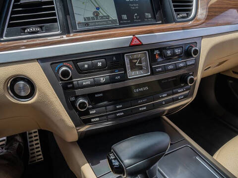 2020 Genesis G80