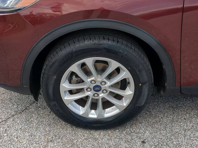 2021 Ford Escape SE