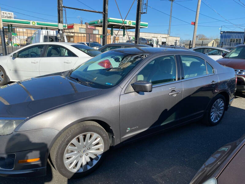 2010 Ford Fusion Hybrid for sale at Debo Bros Auto Sales in Philadelphia PA