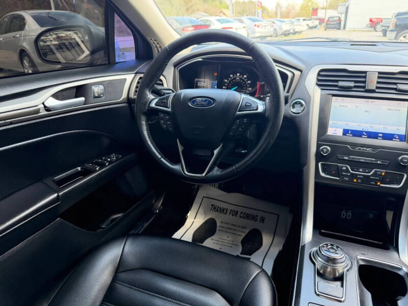 2020 Ford Fusion SEL