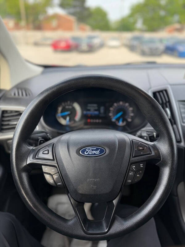 2018 Ford Edge SE