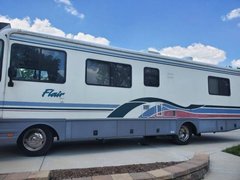 1998 Fleetwood Flair for sale at MAUS MOTORS in Hazel Crest IL