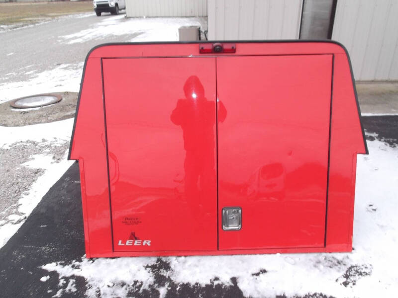 2019 Leer TRUCK BED CAP