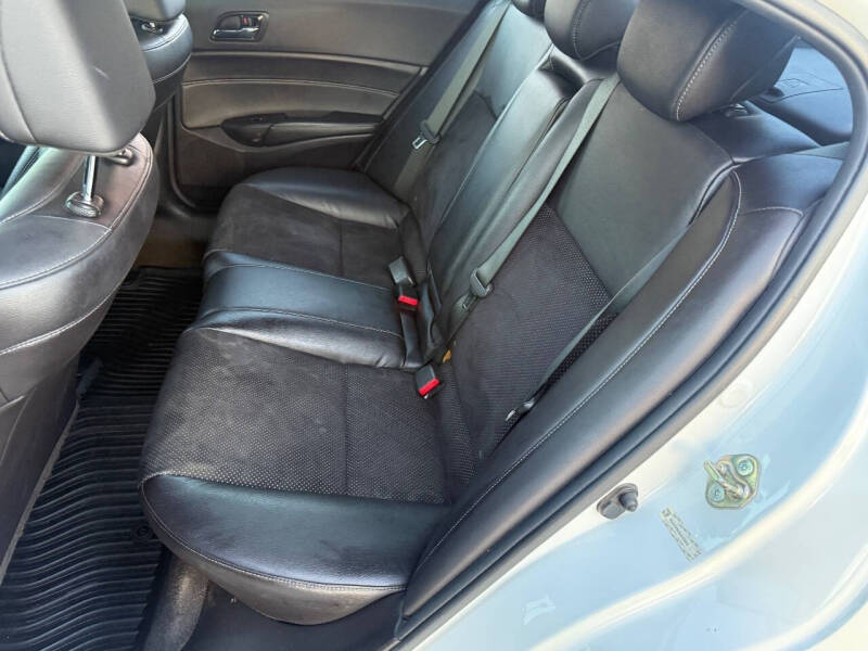 2016 Acura ILX w/Tech w/A-SPEC