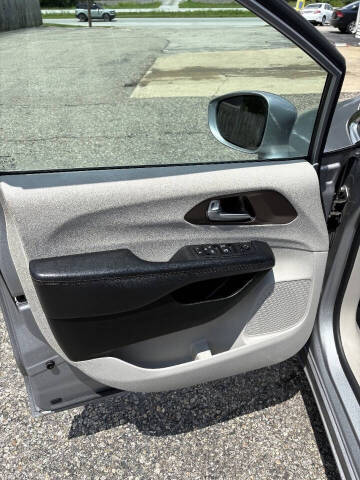 2017 Chrysler Pacifica Touring Plus