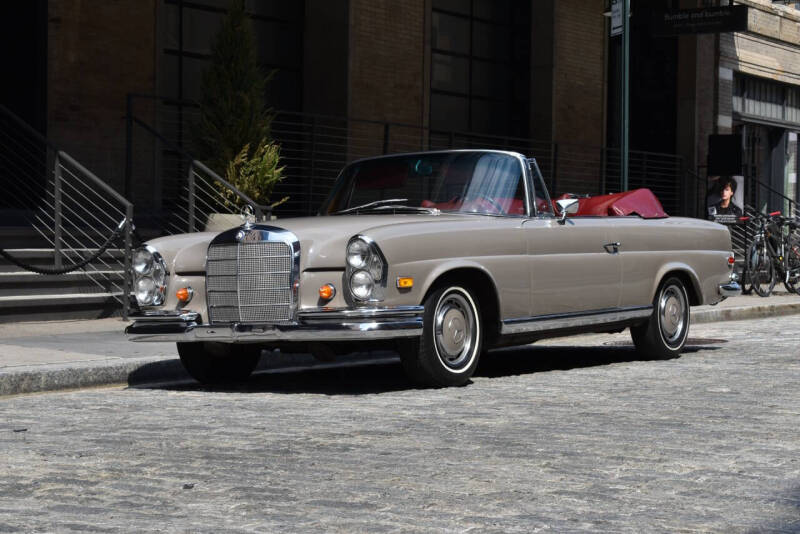 1969 Mercedes-Benz 280-Class