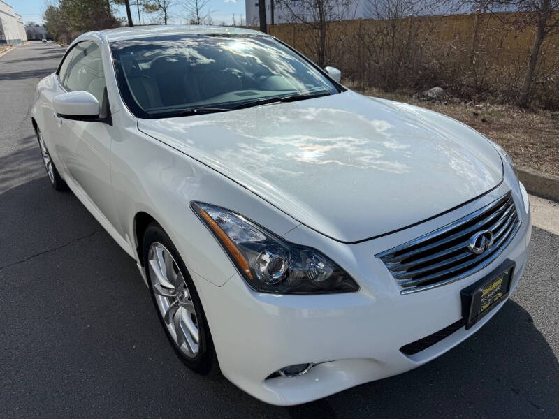 2011 Infiniti G37 Convertible for sale at Shell Motors in Chantilly VA