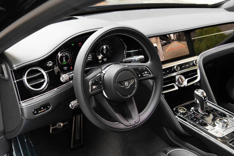 2026 Bentley Flying Spur Azure