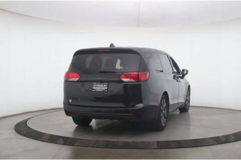 2019 Chrysler Pacifica Touring Plus