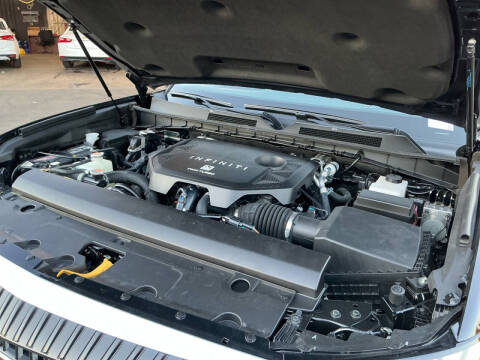 2025 Infiniti QX80 Luxe