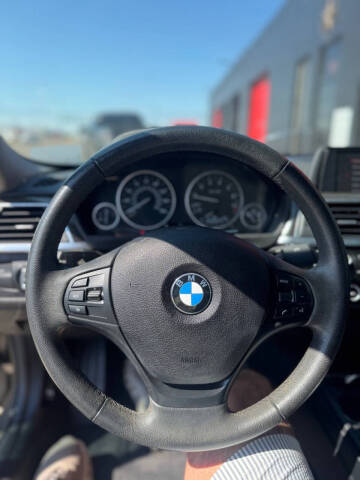 2018 BMW 3 Series 320i