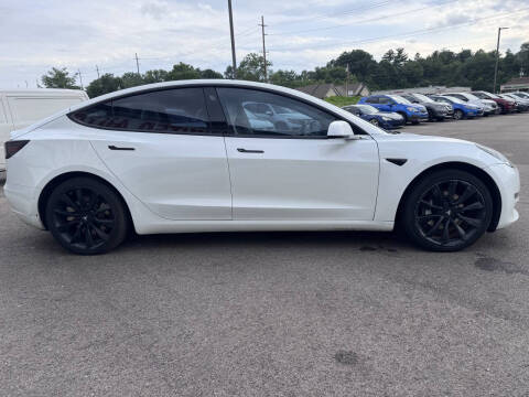 2020 Tesla Model 3 Standard Range Plus