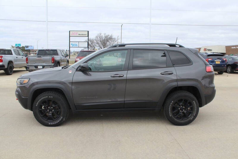 2022 Jeep Cherokee Trailhawk