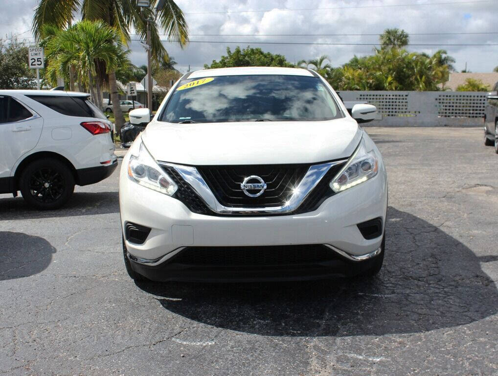 2017 NISSAN Murano SUV / Crossover - $17,995