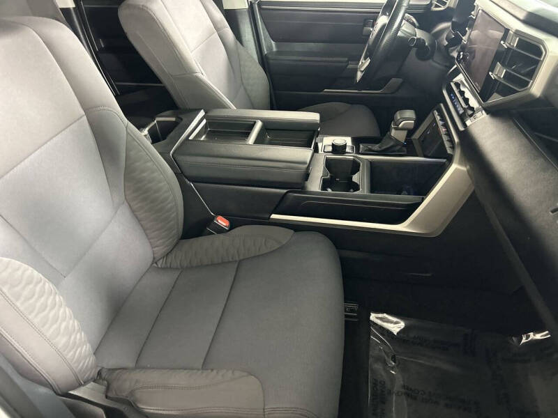 2022 Toyota Tundra SR5