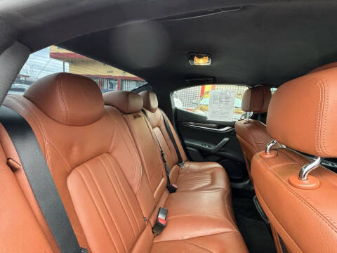 2015 Maserati Ghibli