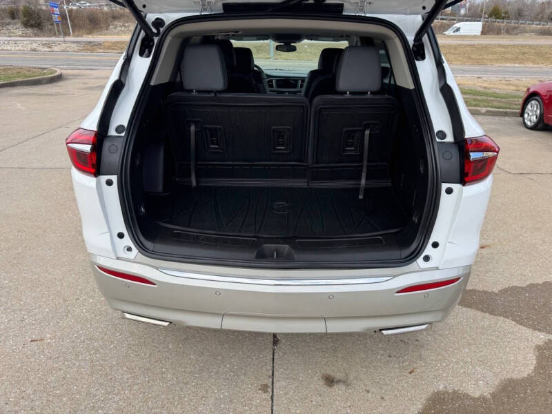 2020 Buick Enclave Essence